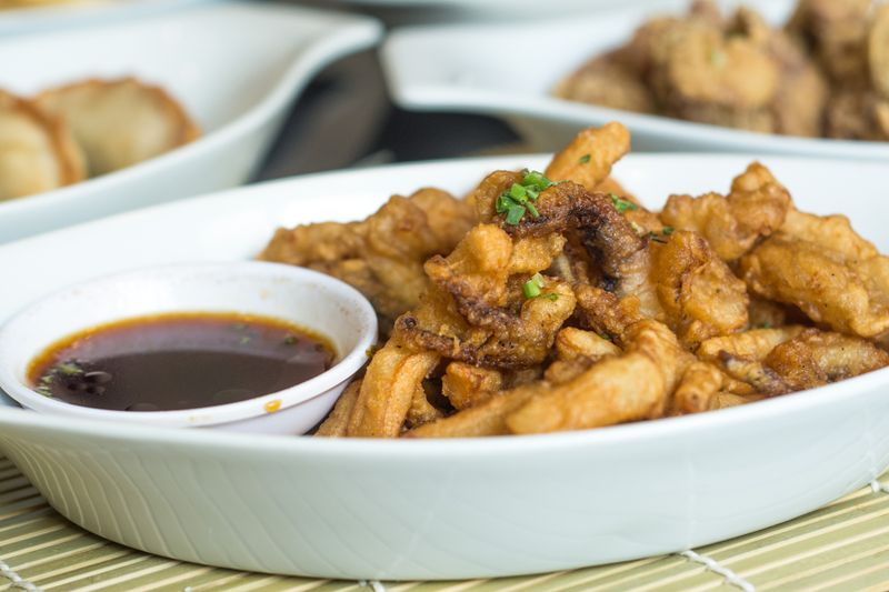 Crispy Calamari appetizer with lemon aioli